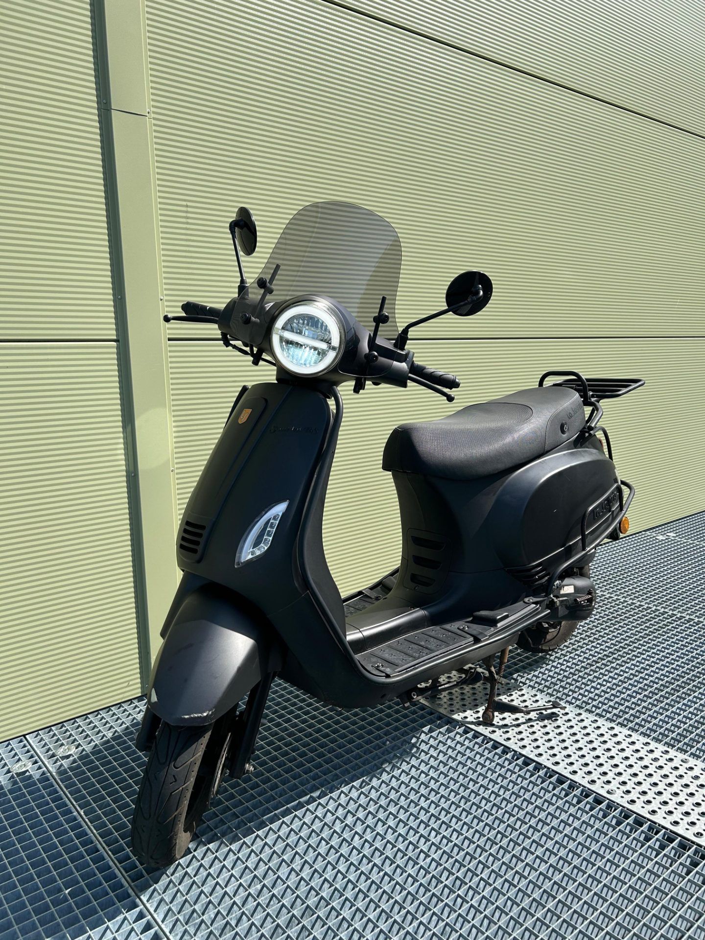 Scooter bij Pick 'N' Fix